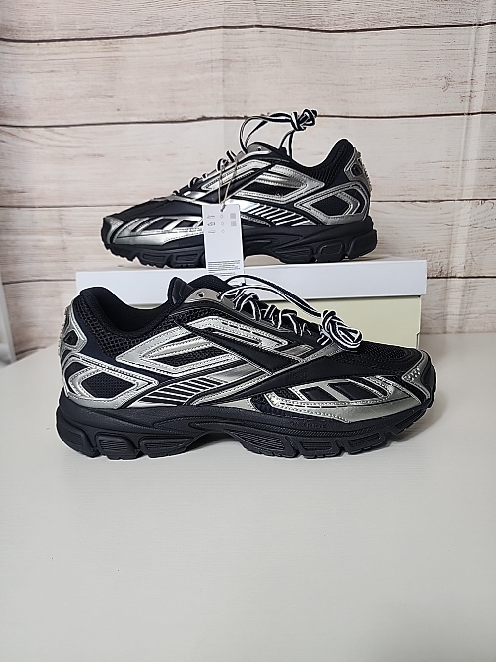 Reebok Premier Road Ultra Running Shoes Black Silver Shoes Unisex Sz M 11 W12.5